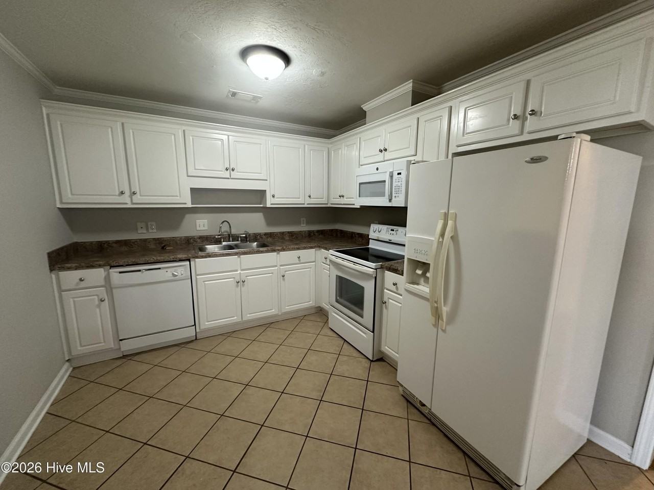 826 Whispering Willow Ct - Photo 4 of 11