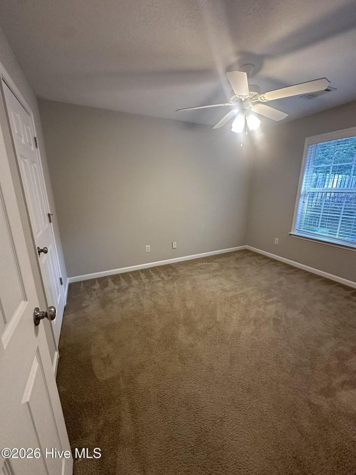 826 Whispering Willow Ct - Photo 7 of 11