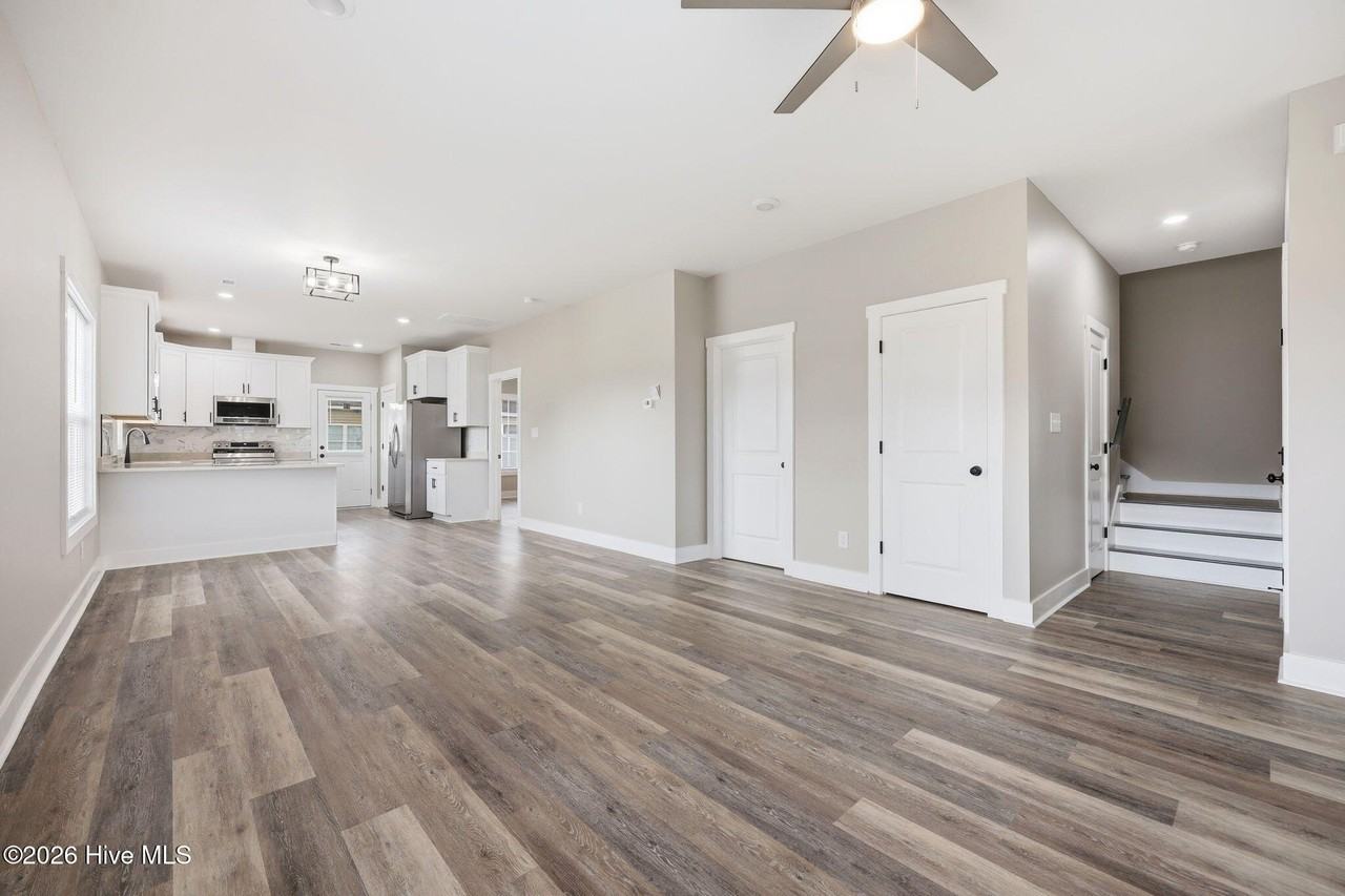 649 Abigail Taylor Dr #A - Photo 4 of 28