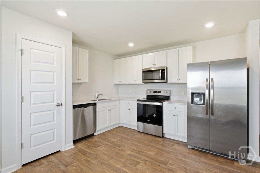 428 Flat Rock Trce - Photo 5 of 31