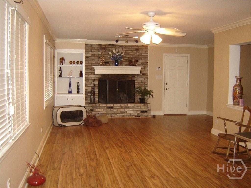 633 Valleybrook Rd - Photo 3 of 16
