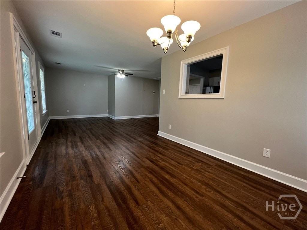 826 E 33rd St - Photo 2 of 14