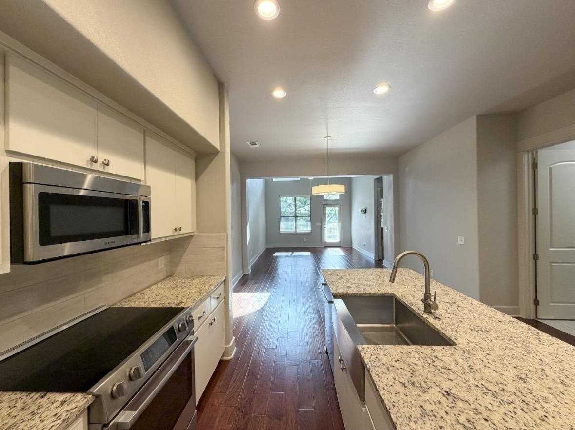 108 Tuscan Dr - Photo 6 of 25