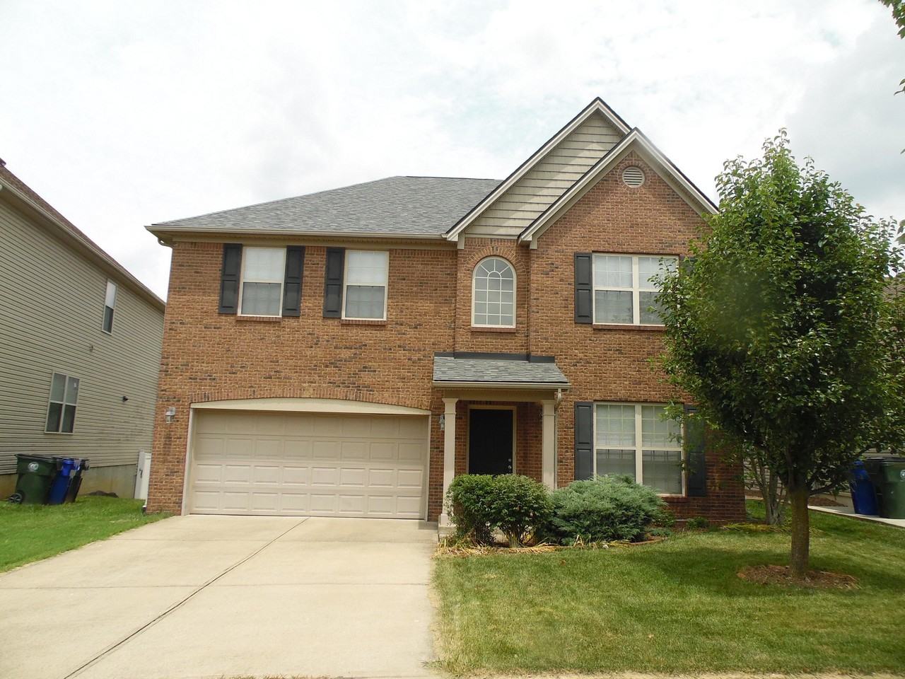541 Bulrush Trce