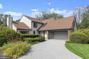 featured image of 5 Whitebridge Ct