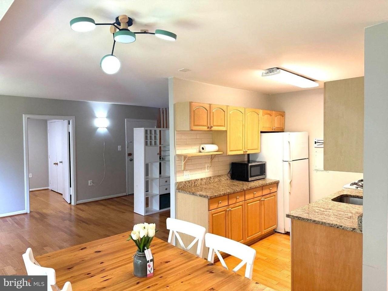 12301 Braxfield Ct - Photo 3 of 25