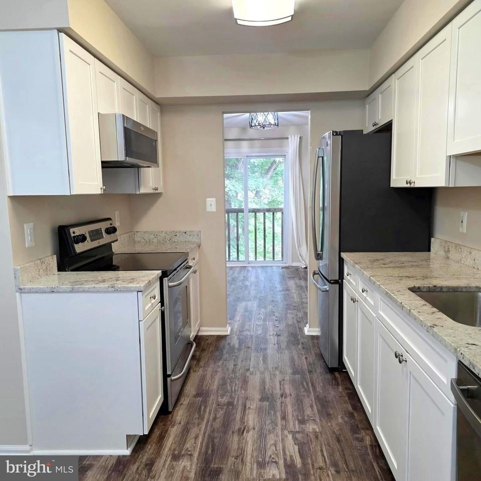 17325 Sandy Knoll Dr - Photo 6 of 23