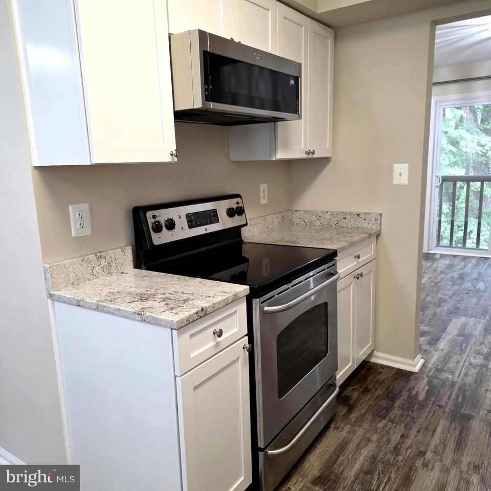 17325 Sandy Knoll Dr - Photo 7 of 23