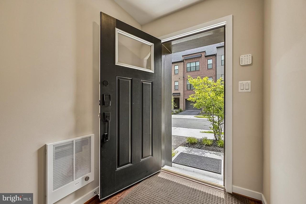 6230 Almerico Pl - Photo 2 of 50