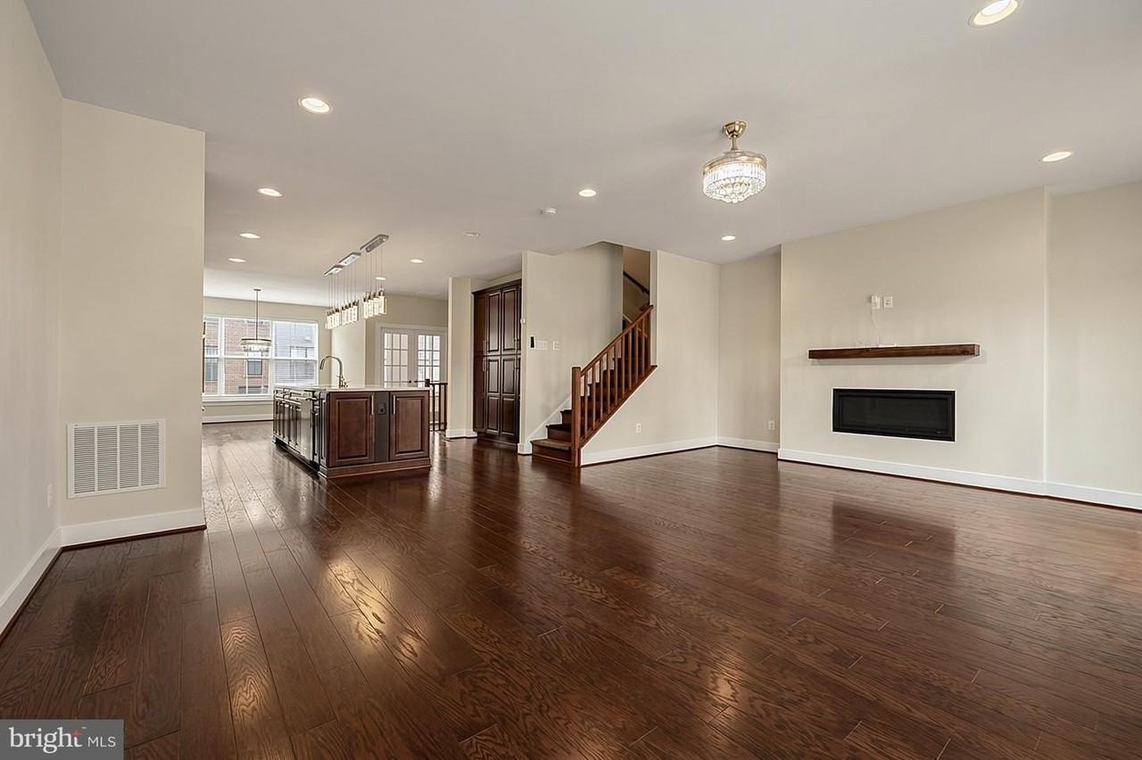6230 Almerico Pl - Photo 6 of 50