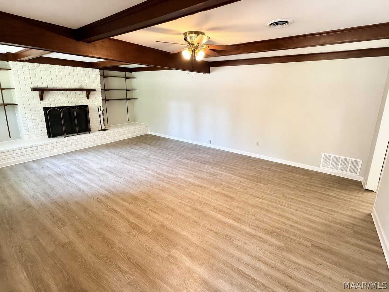 1216 Karen Rd - Photo 2 of 18