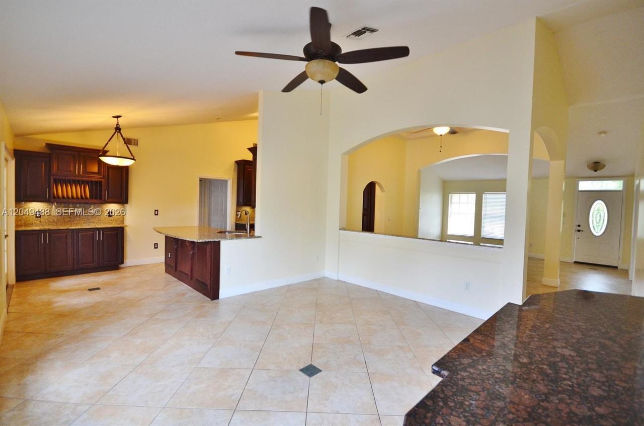 17569 89th Pl N - Photo 5 of 8