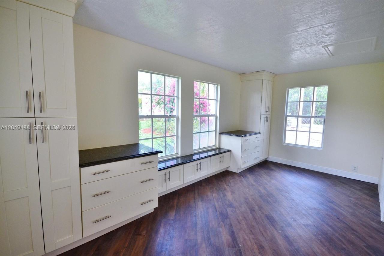 17569 89th Pl N - Photo 6 of 8