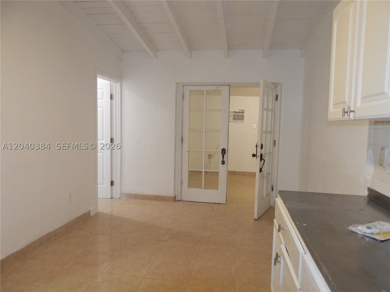 1572 Ne 149th St #A - Photo 3 of 17