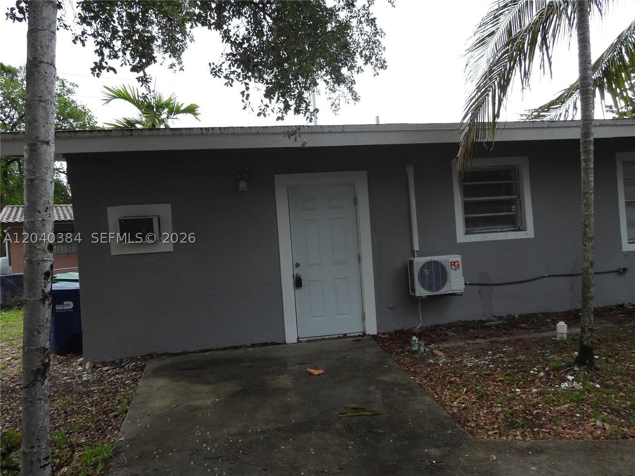 1572 Ne 149th St #A - Photo 6 of 17