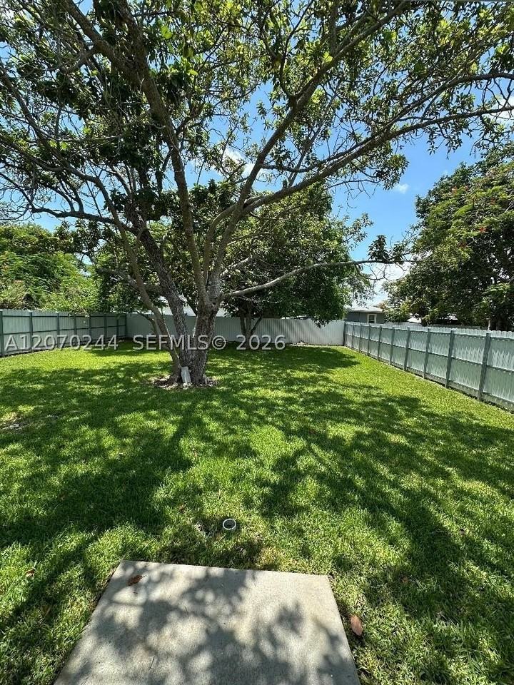 12230 Sw 219th St #0 - Photo 5 of 15