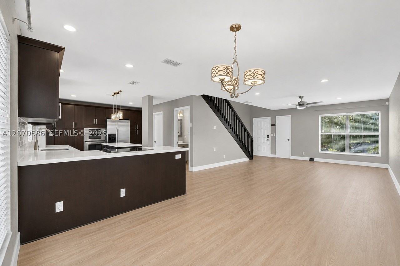4848 Grapevine Way #4848 - Photo 6 of 32