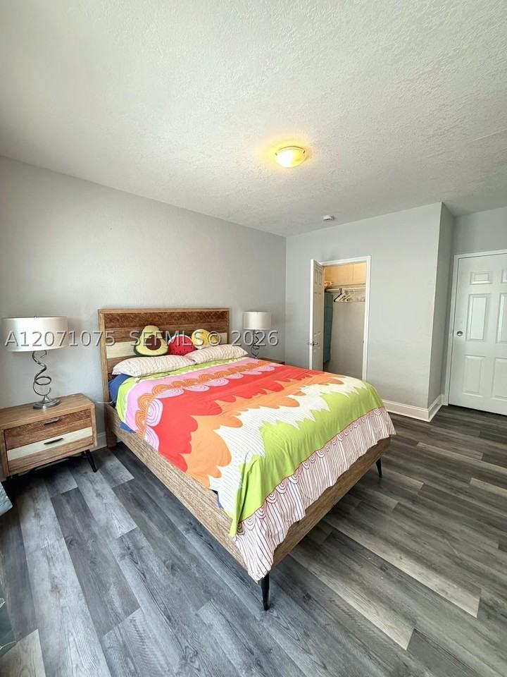 7334 Harding Ave #6 - Photo 4 of 17