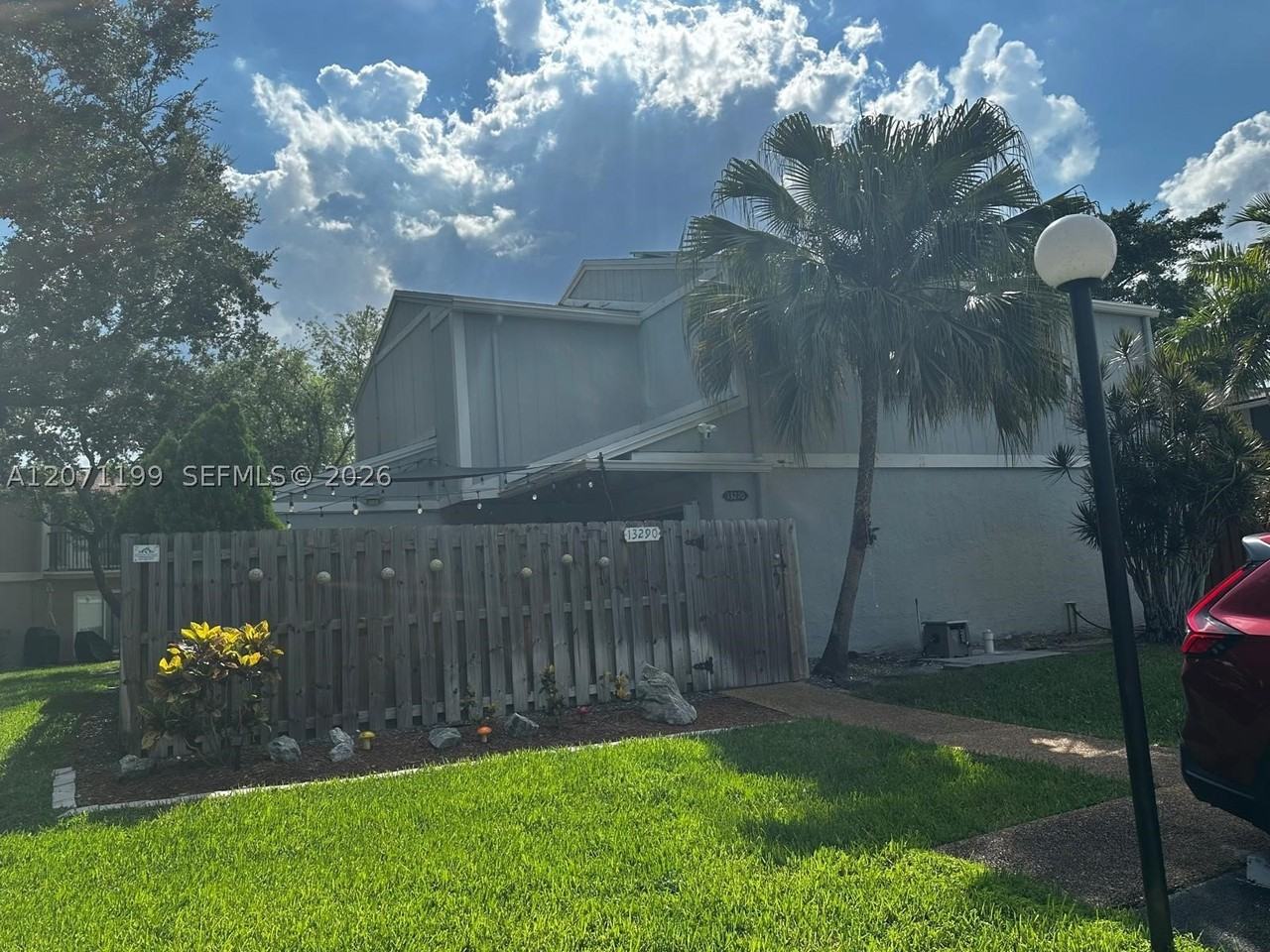 13290 Nw 7th St - Photo 3 of 12