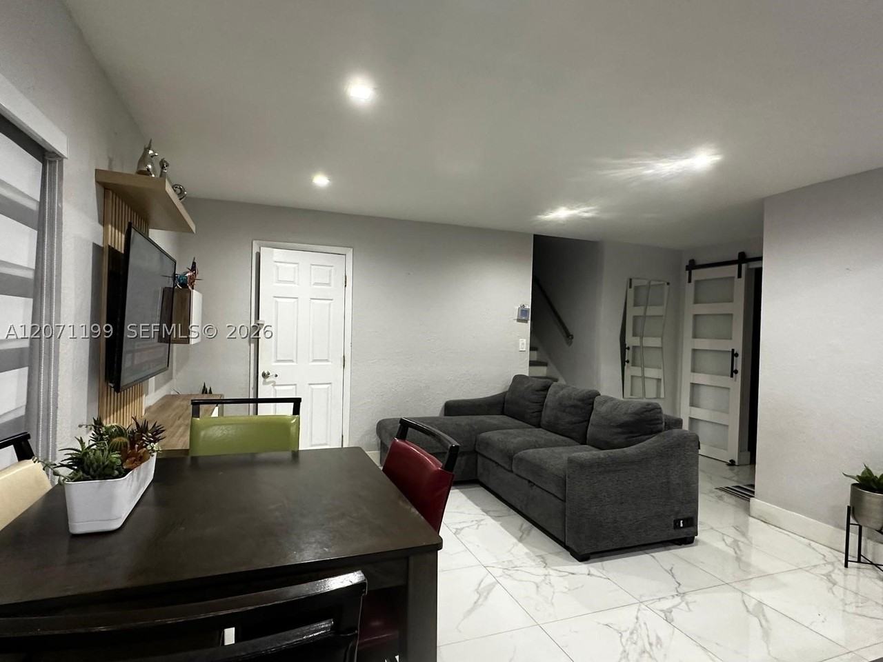 13290 Nw 7th St - Photo 5 of 12
