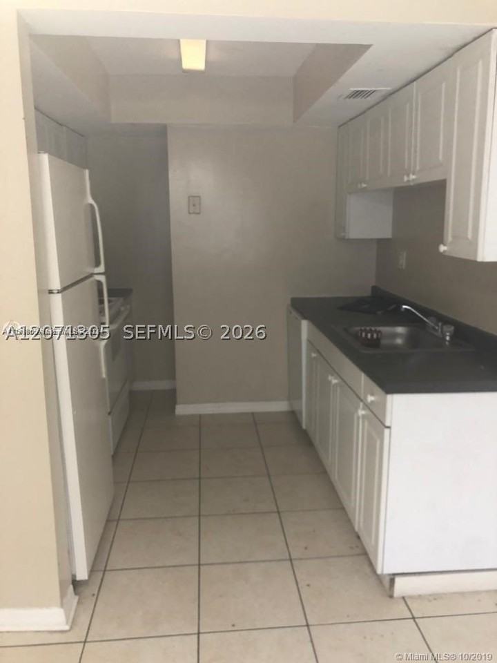 5840 Nw 21st St #42A - Photo 2 of 10