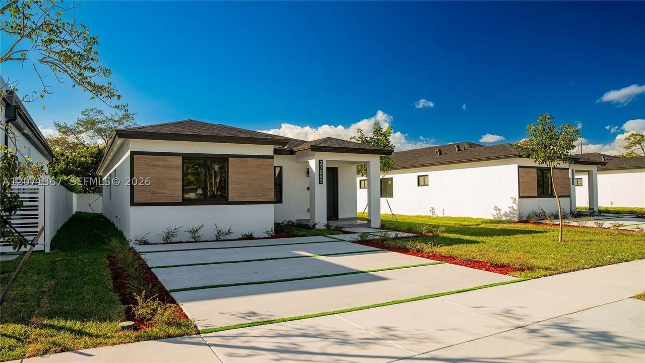 22860 Sw 122nd Pl - Photo 3 of 25