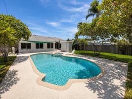 featured image of 1508A Funston St