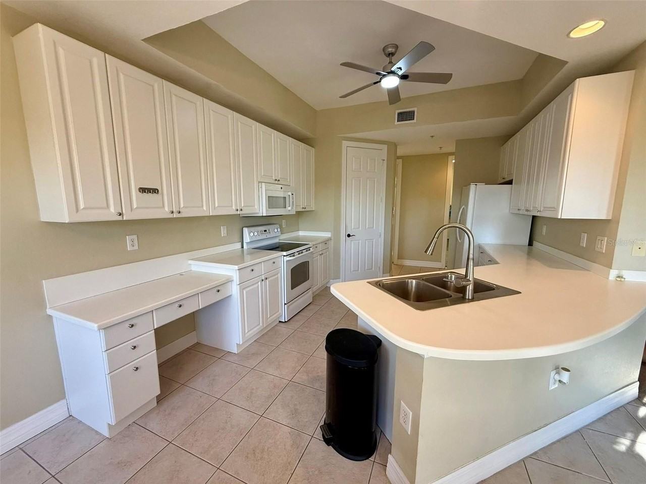 97 Vivante Blvd #404 - Photo 4 of 46