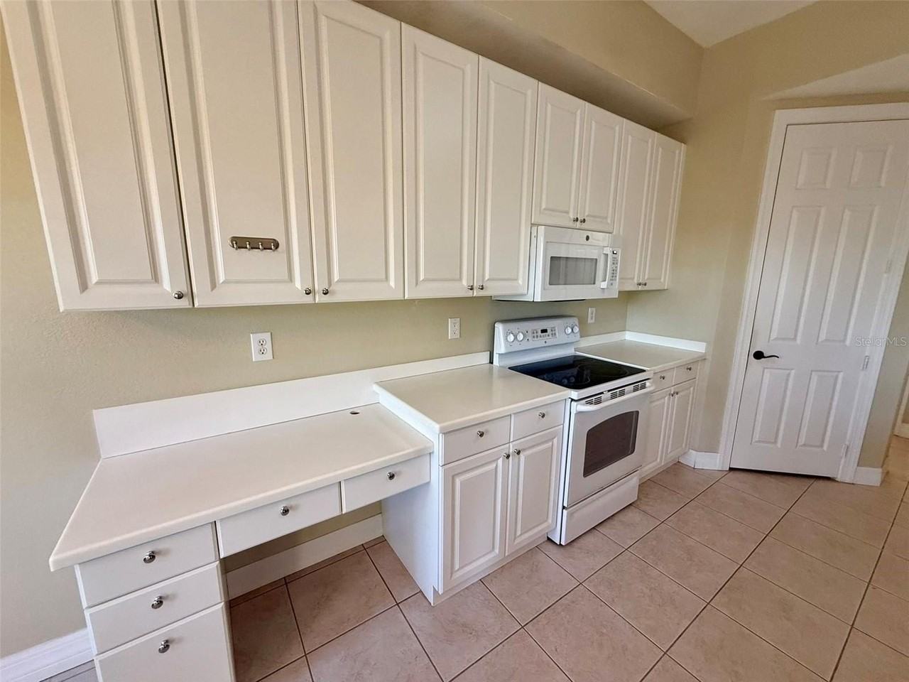 97 Vivante Blvd #404 - Photo 5 of 46