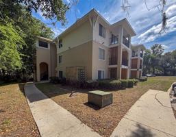 featured image of 3921 Sw 34th St #301