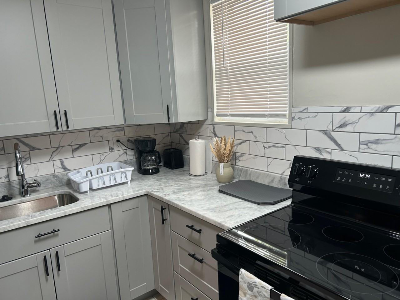 Central Ave Ne - Photo 2 of 16