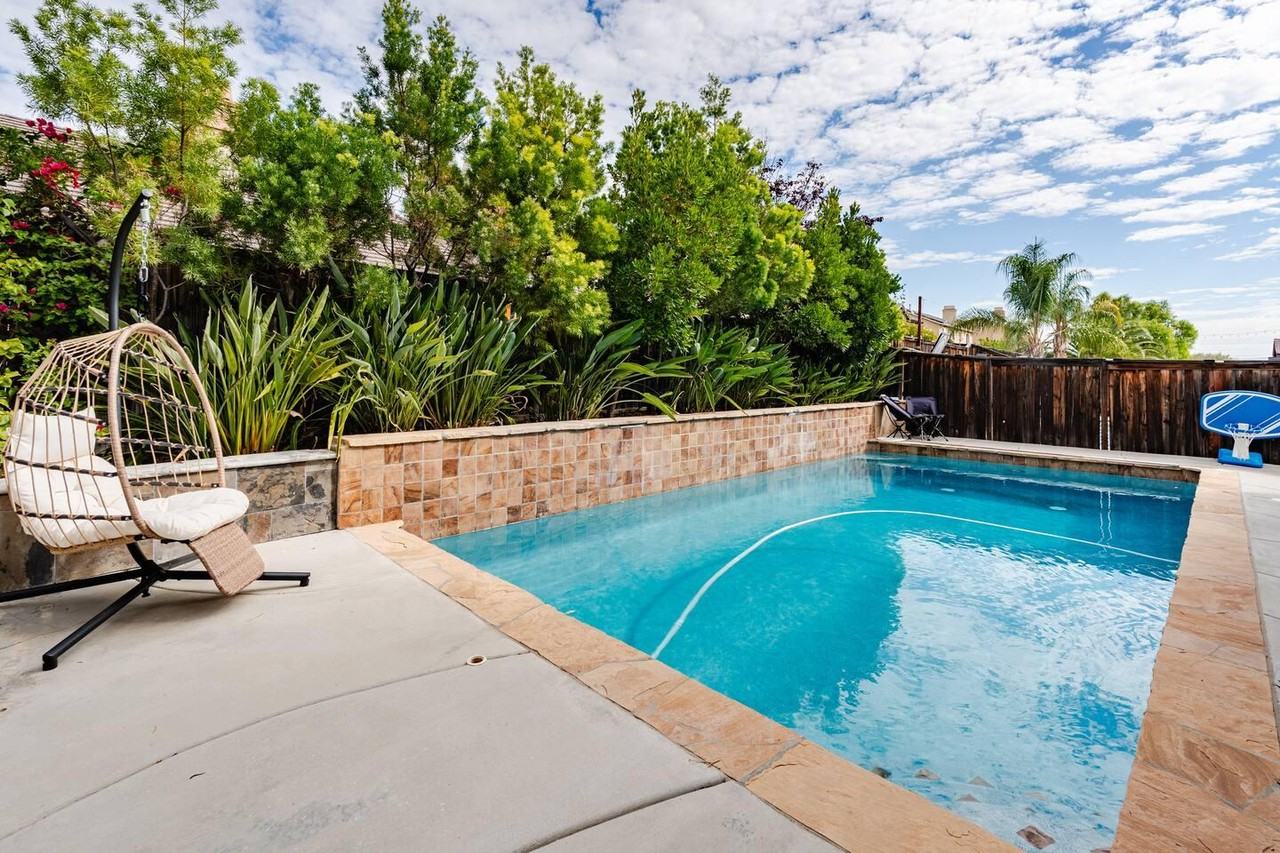 Terrace View Cir - Photo 3 of 16