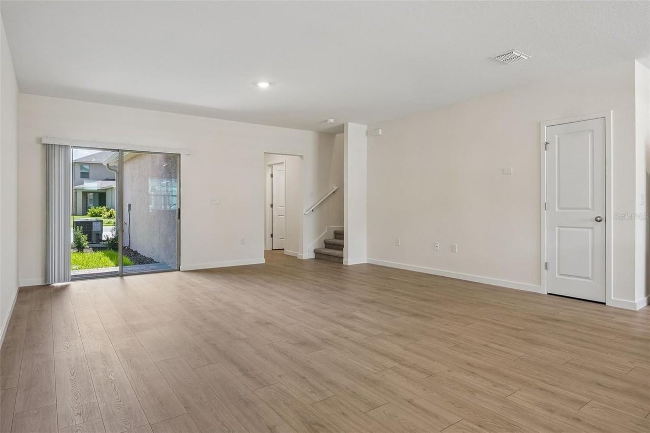 16570 Barbours Creek Way - Photo 7 of 50