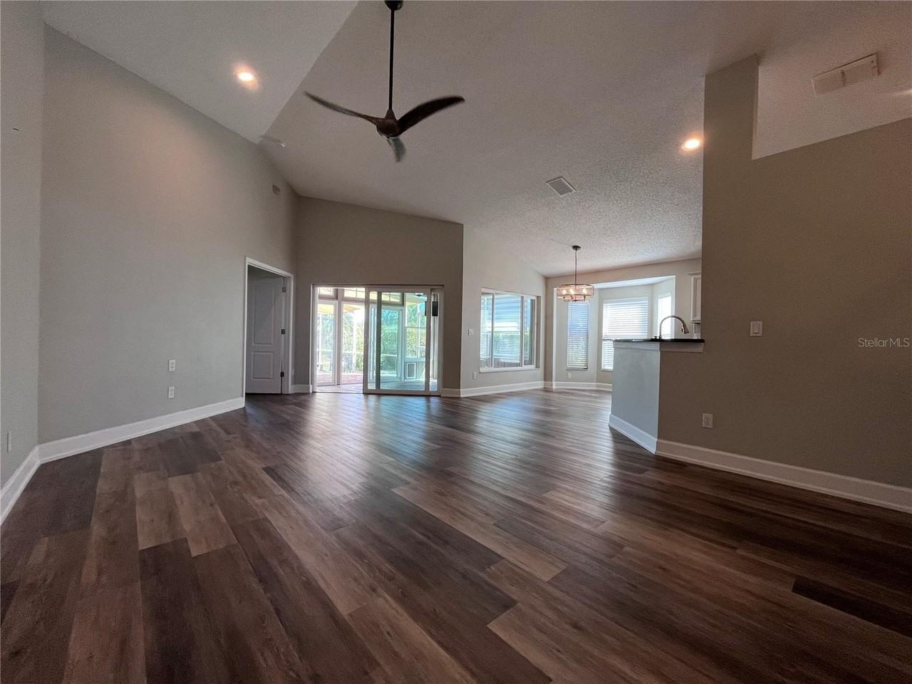3705 Seminole Dr - Photo 7 of 20