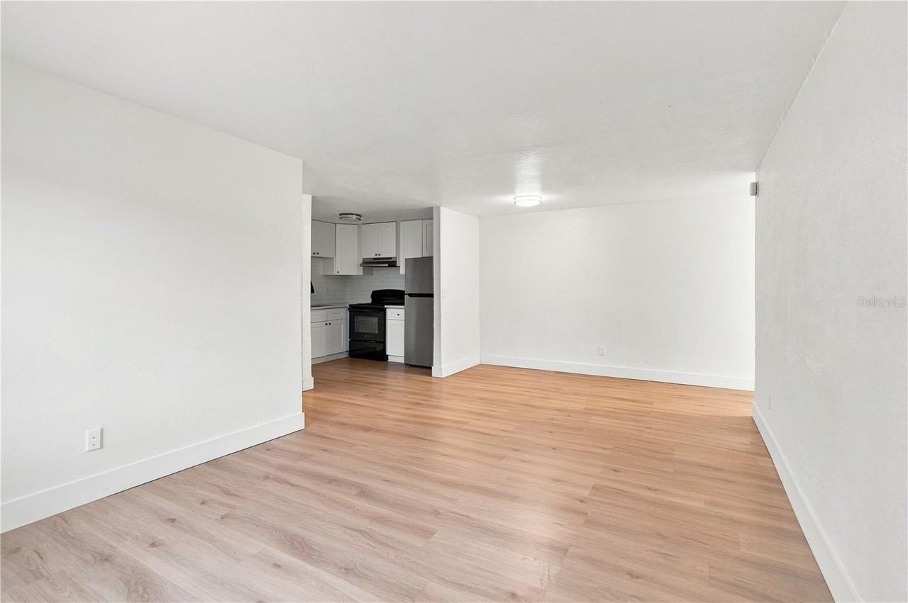 6701 S West Shore Blvd #7 - Photo 4 of 24