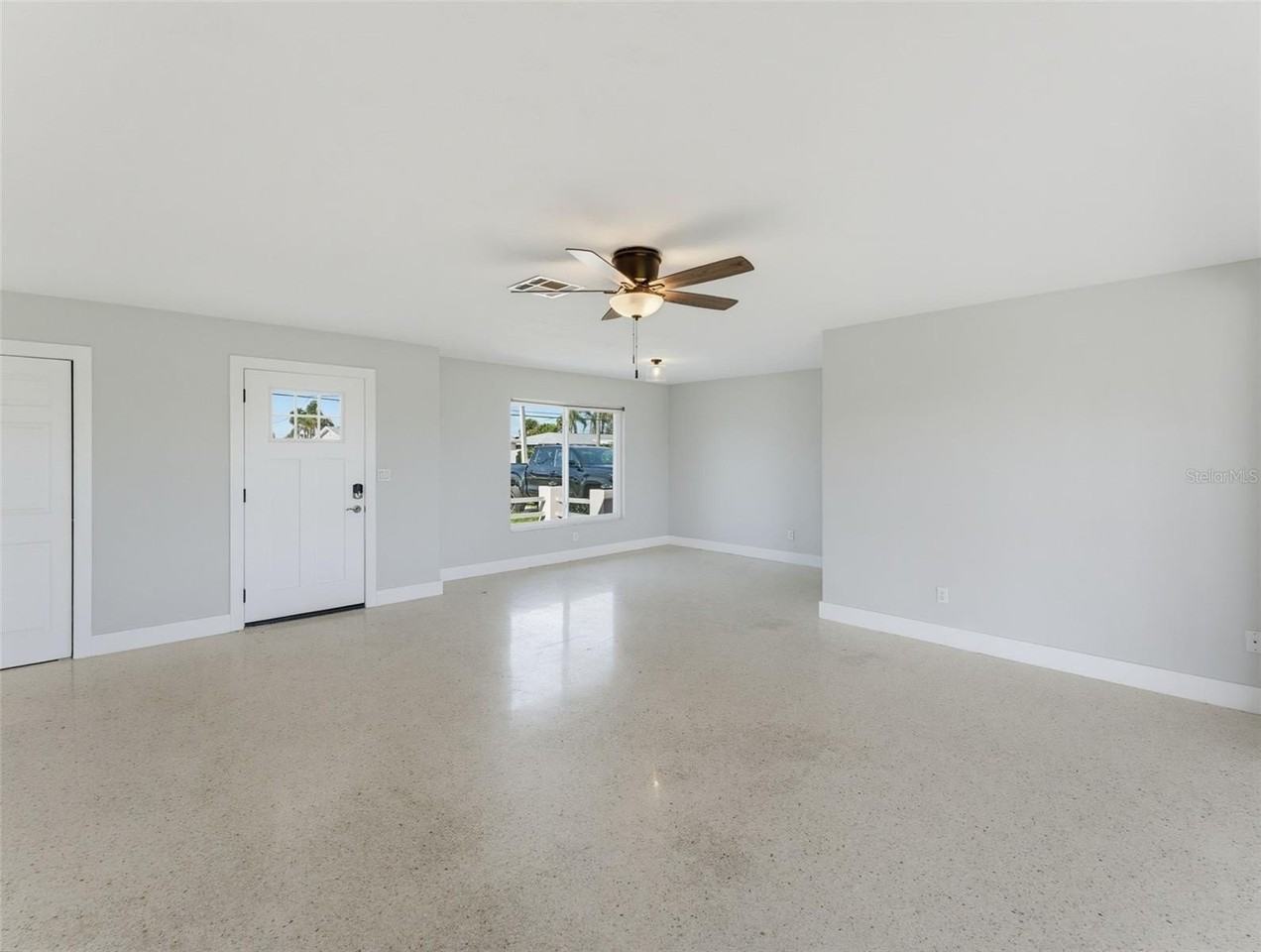 4044 Headsail Dr - Photo 3 of 45