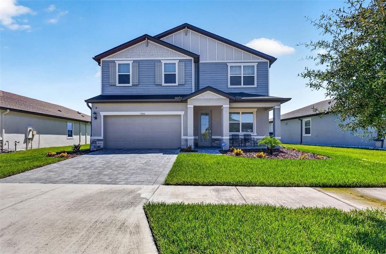 7182 Heron Walk Ln