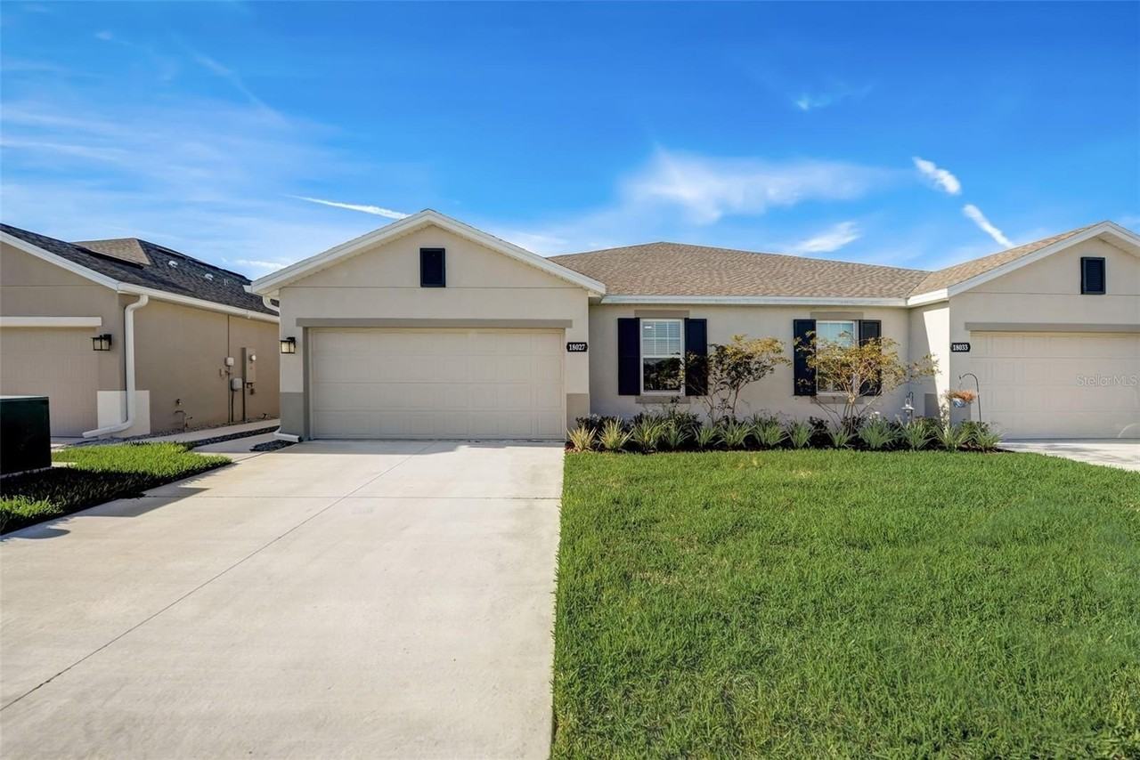 18027 Turning Leaf Cir - Photo 2 of 50