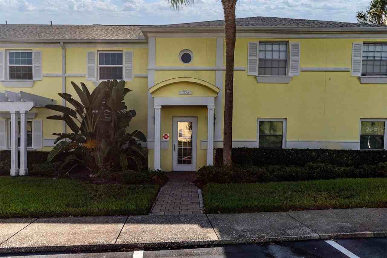 102 Pompano Dr Se #C - Photo 2 of 43