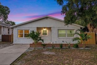 4409 W Pearl Ave - Photo 1 of 1
