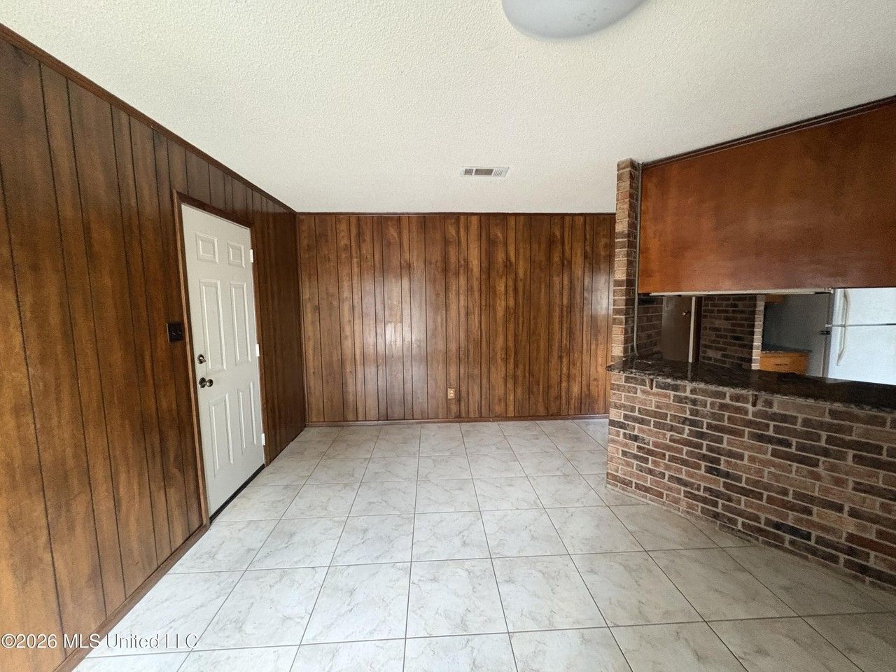 109 Gettysburg Cir - Photo 4 of 15