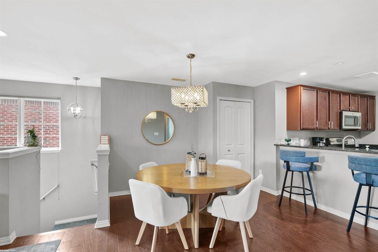 6986 Boulder Pointe Ct #91 - Photo 5 of 24