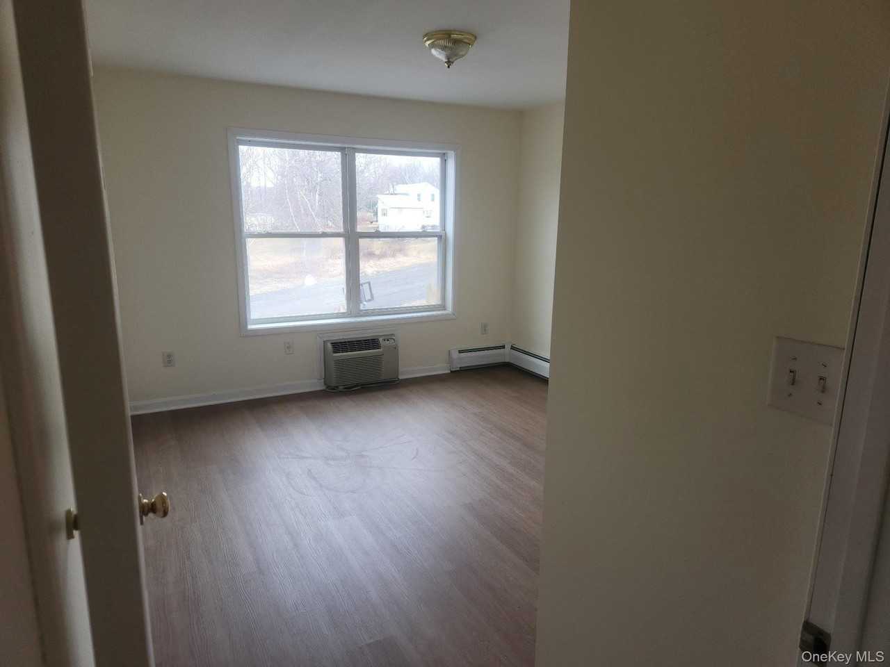 698 South St #1 - Photo 6 of 10