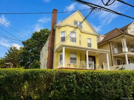featured image of 166 Beechwood Ave #2R