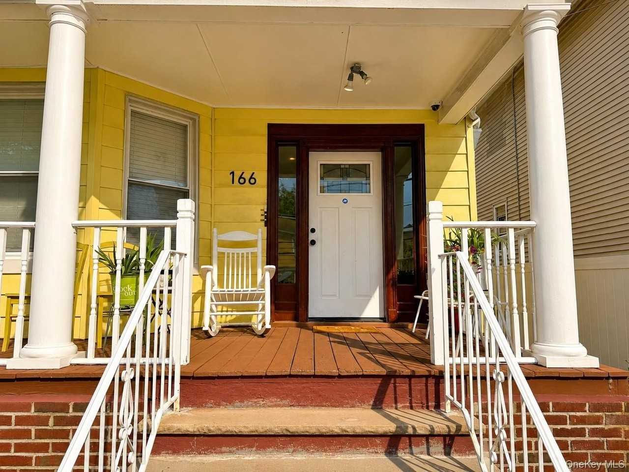 166 Beechwood Ave #2R - Photo 2 of 11
