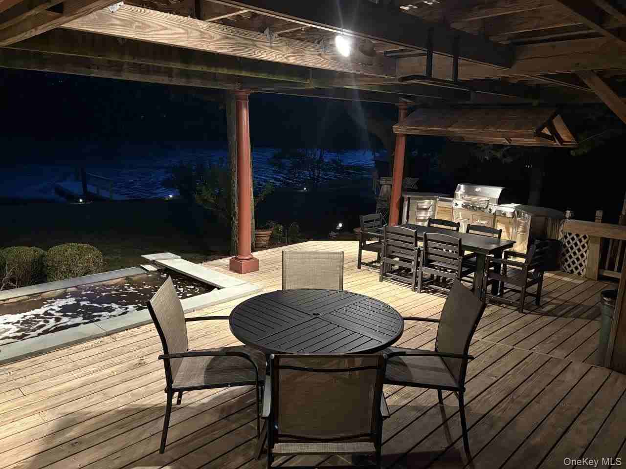 479 Asharoken Ave - Photo 3 of 49