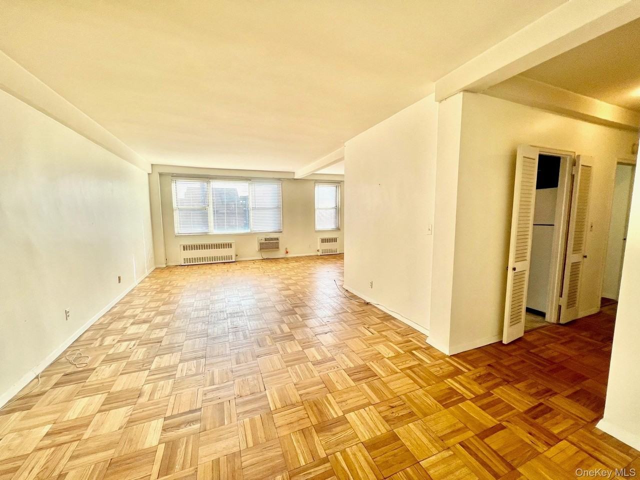 10 Lake St #2K - Photo 3 of 20