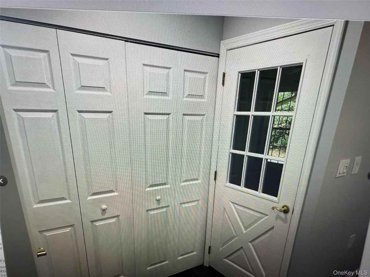 333 Woodbridge Dr Unit A - Photo 7 of 35