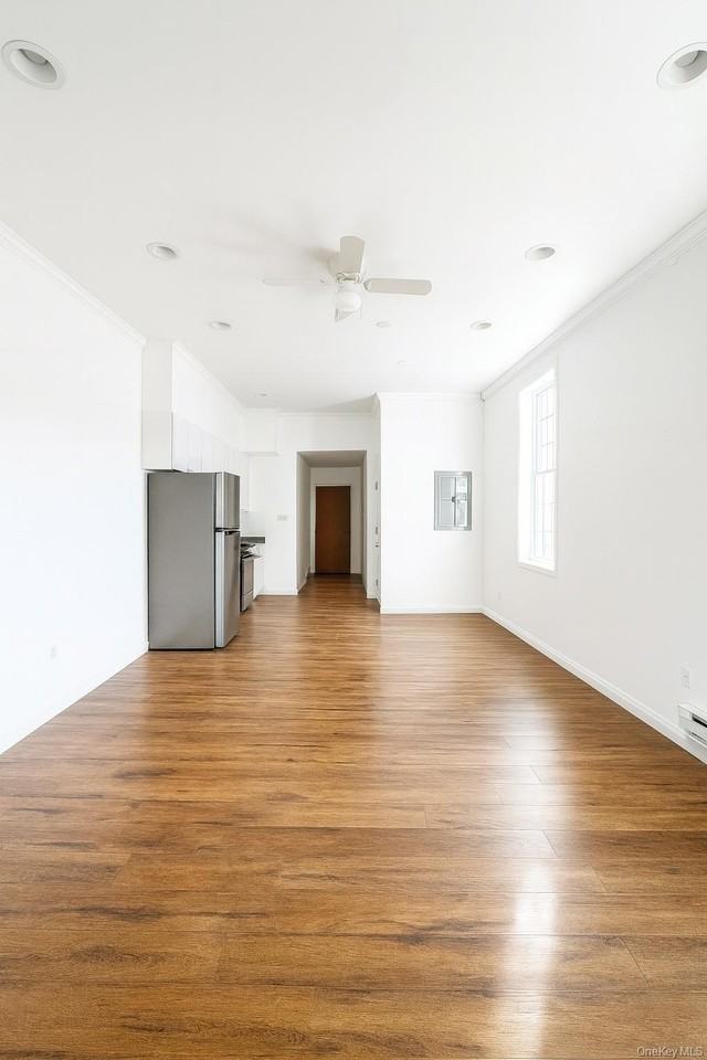 422 Broadway #5 - Photo 2 of 9