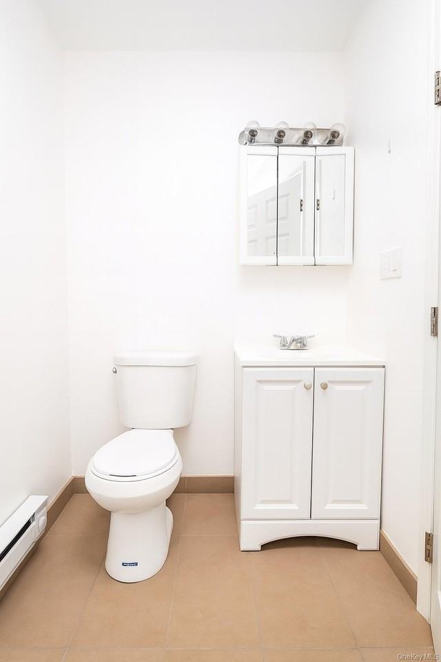 422 Broadway #5 - Photo 5 of 9
